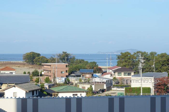 廊下の窓からの風景 廊下の窓からの風景