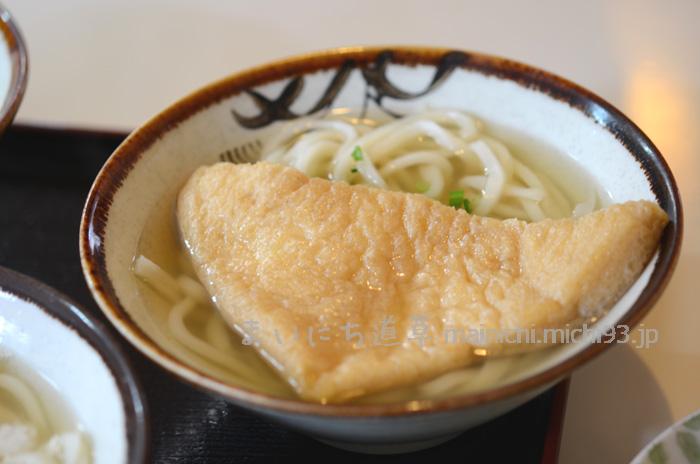 かけうどん+あげ(300円)